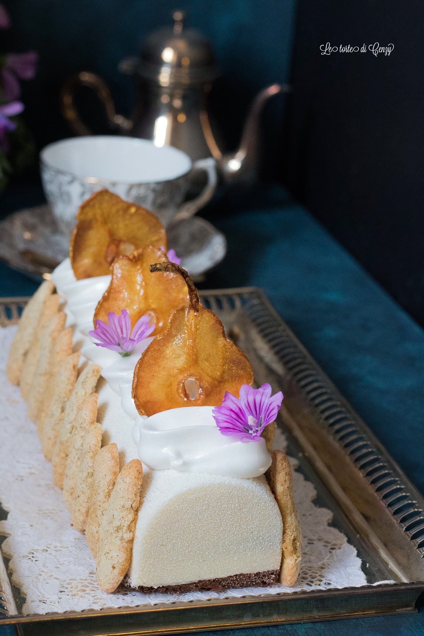 42310975_2306439542718969_5140735112081571840_n